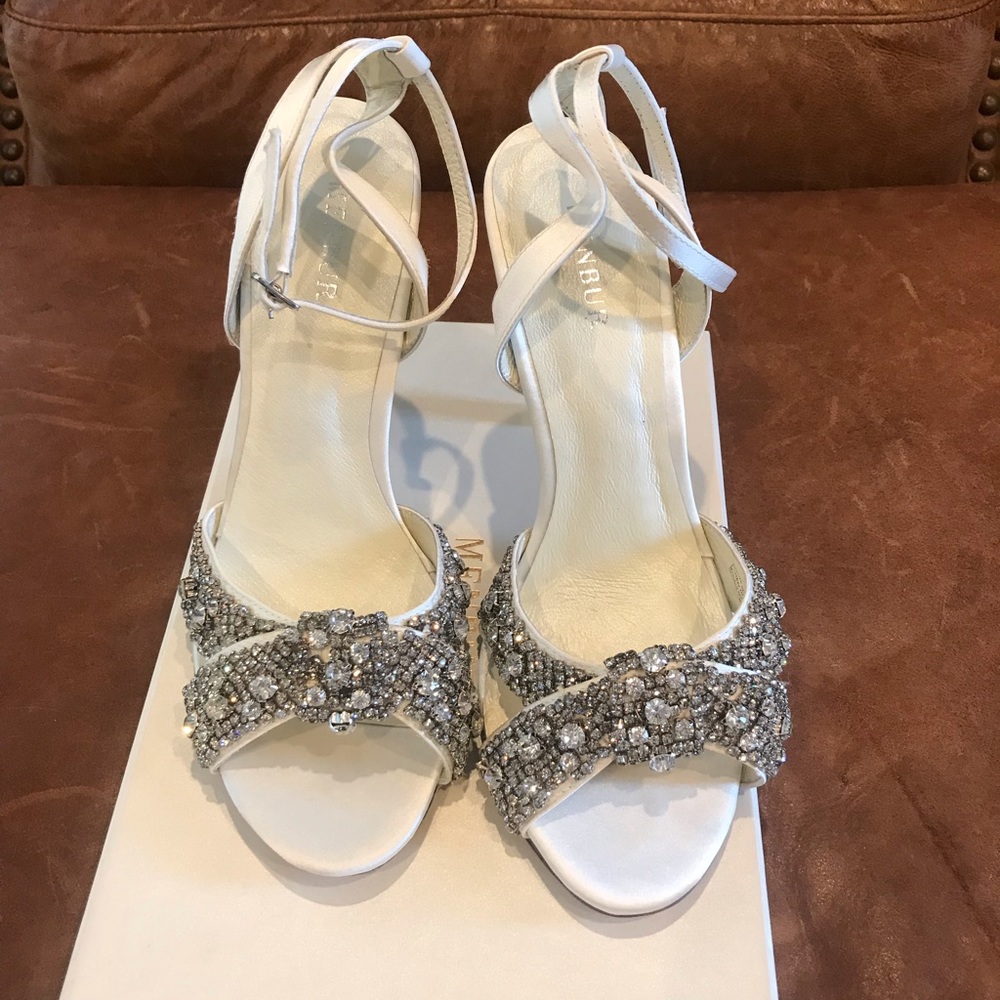 Menbur wedding shoes size 39